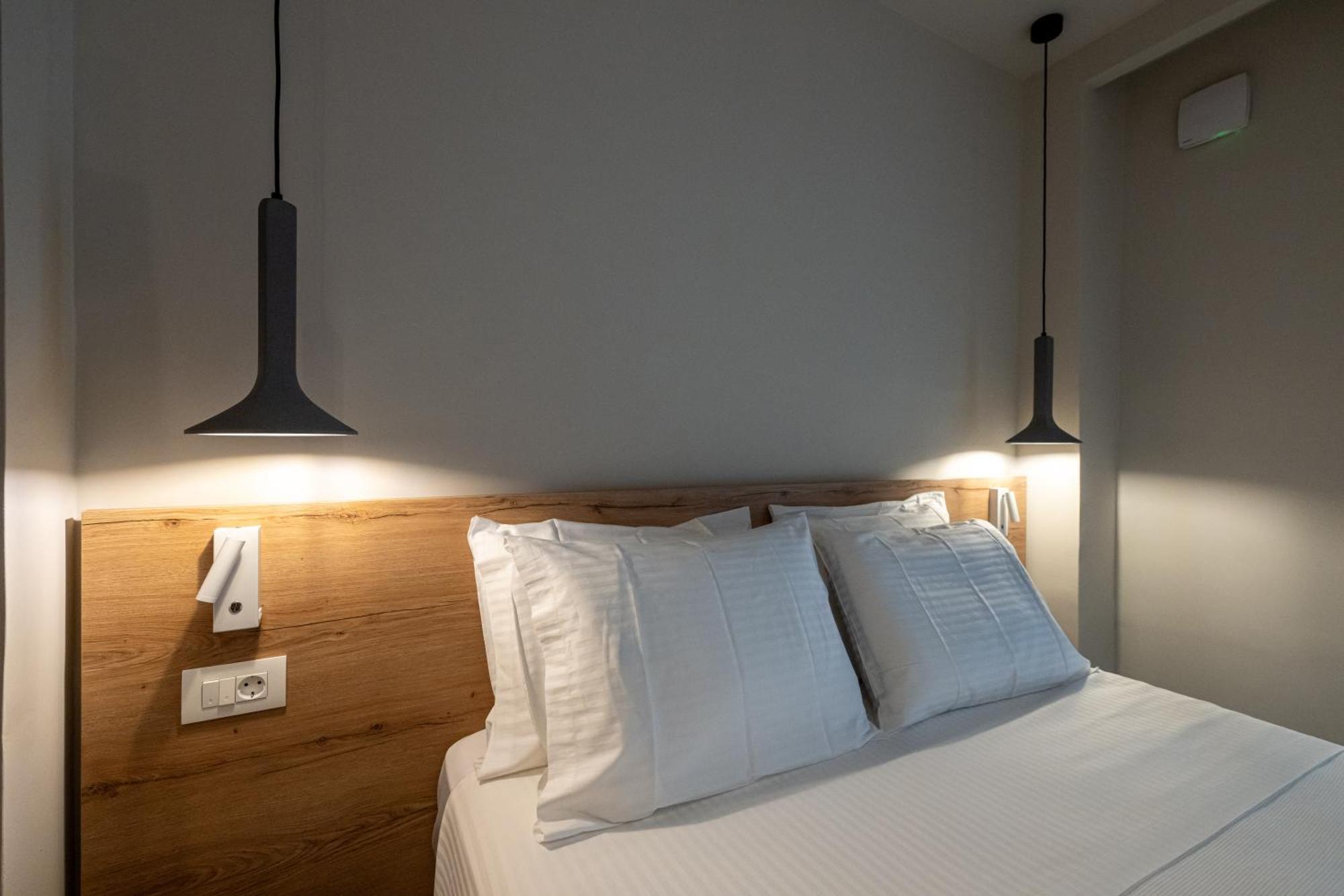 Asklipiou Cube - Kalamata Mediterranean Suites Exterior foto